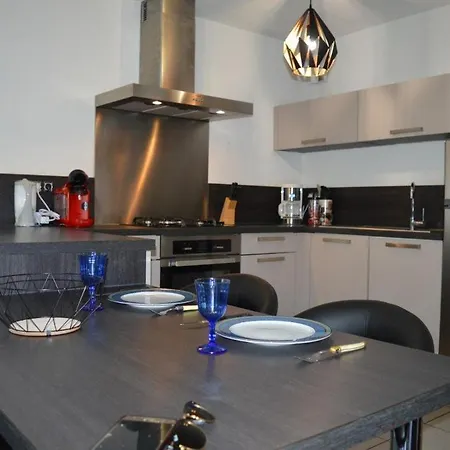 3 Pieces 6 Personnes Sc540-a156 Apartmán